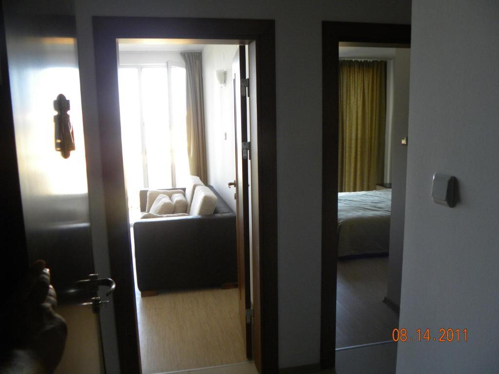 Apartcomplex New Tawn ابزور الغرفة الصورة
